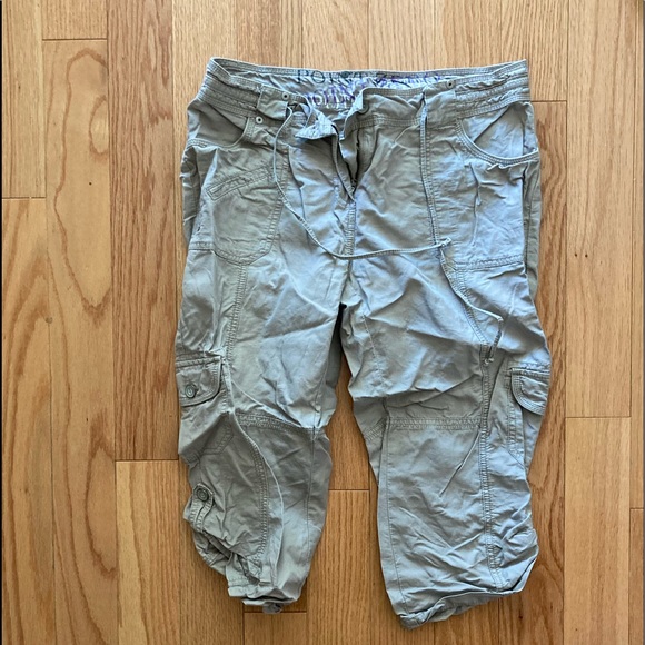 Point Zero Capris - Picture 6 of 8